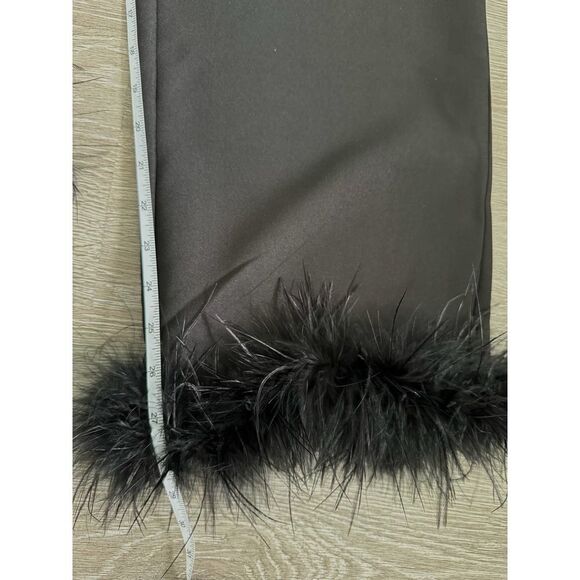 Lulu’s NWT Black Feather Trimmed Straight Leg Pants Size M - Picture 10 of 10